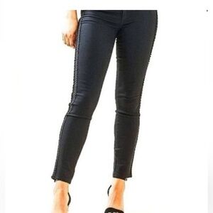 NWOT Lilly Pulitzer Ocean Skinny jeans in Onyx! Size 8!
